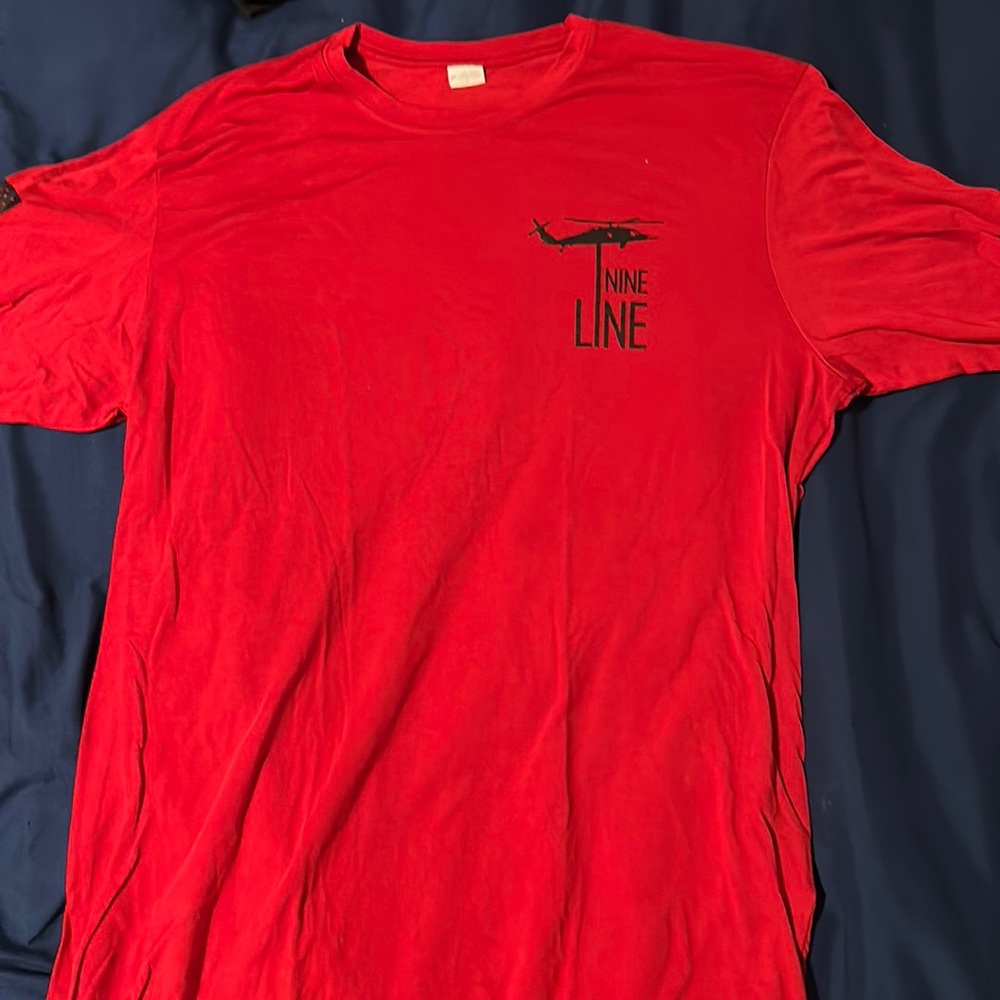 Nineline athletic shirt Large